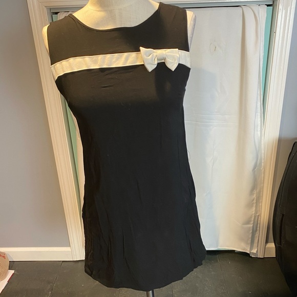 Little Black Dress with Cream Bow Detail M - Picture 1 of 3
